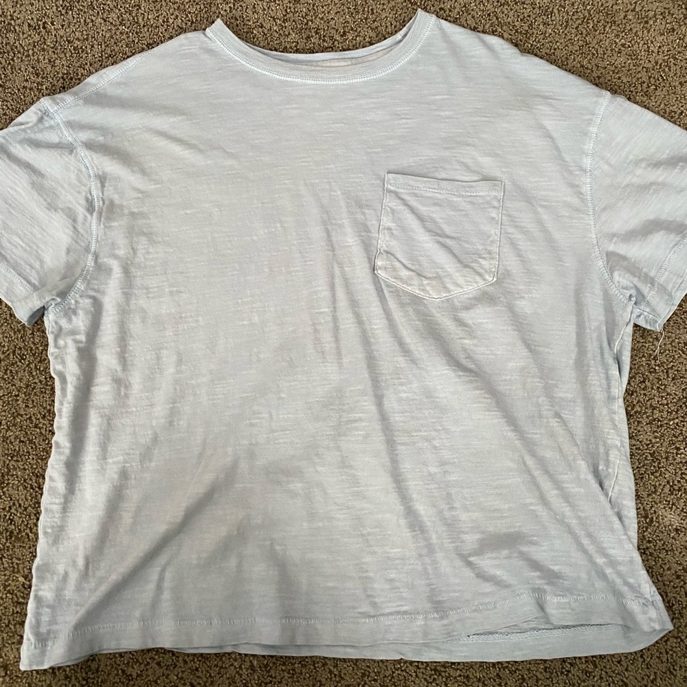 Light blue Universal Thread tshirt